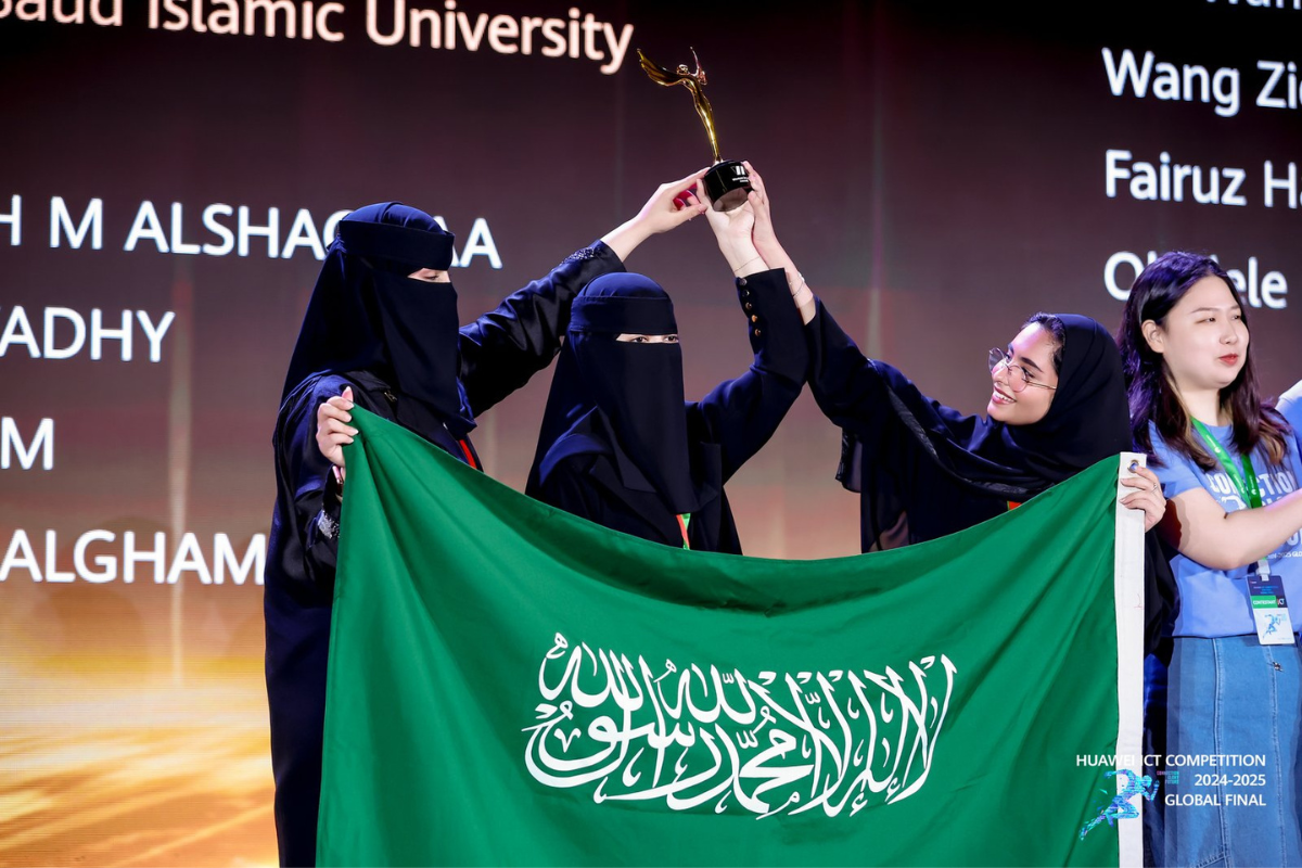 KSA women in tech winning ICT Competition award