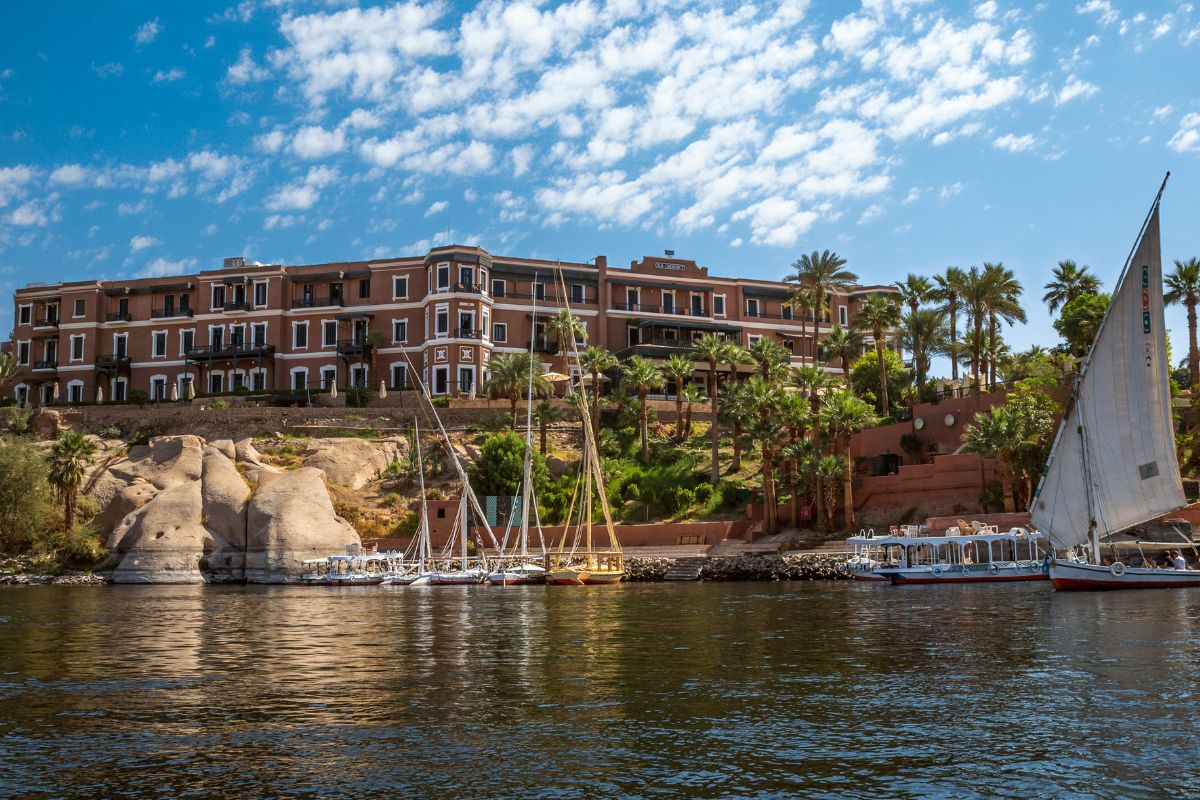 Mandarin Oriental Old Cataract Aswan overlooking the Nile River