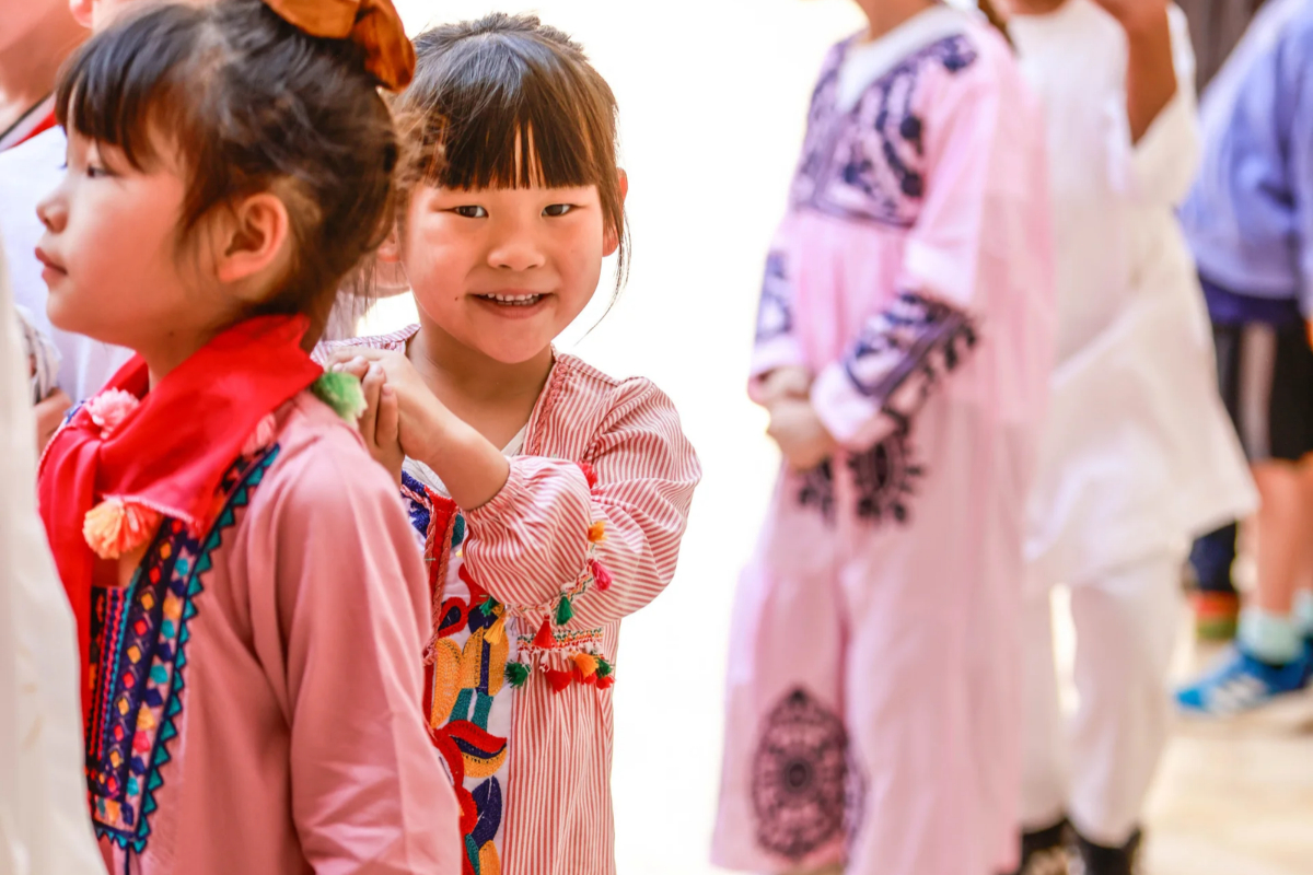 A diverse student community brings together children and young people from different cultures and backgrounds at CAC