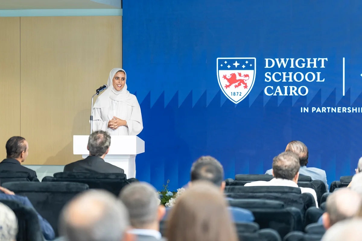 Mira Al-Futtaim speaks to guests during the inauguration of Dwight School Cairo. Image via Dwight.edu